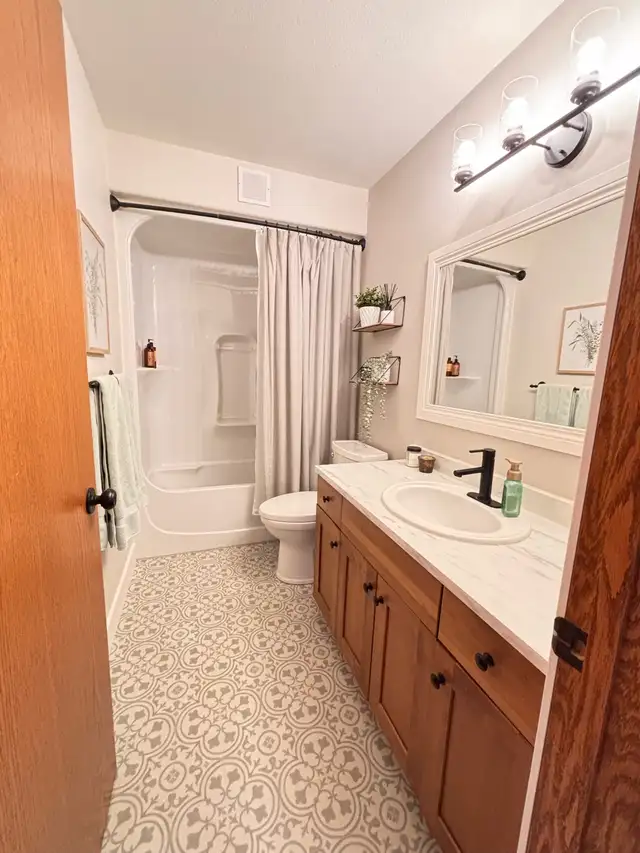 House for sale in Winkler - Photo 4