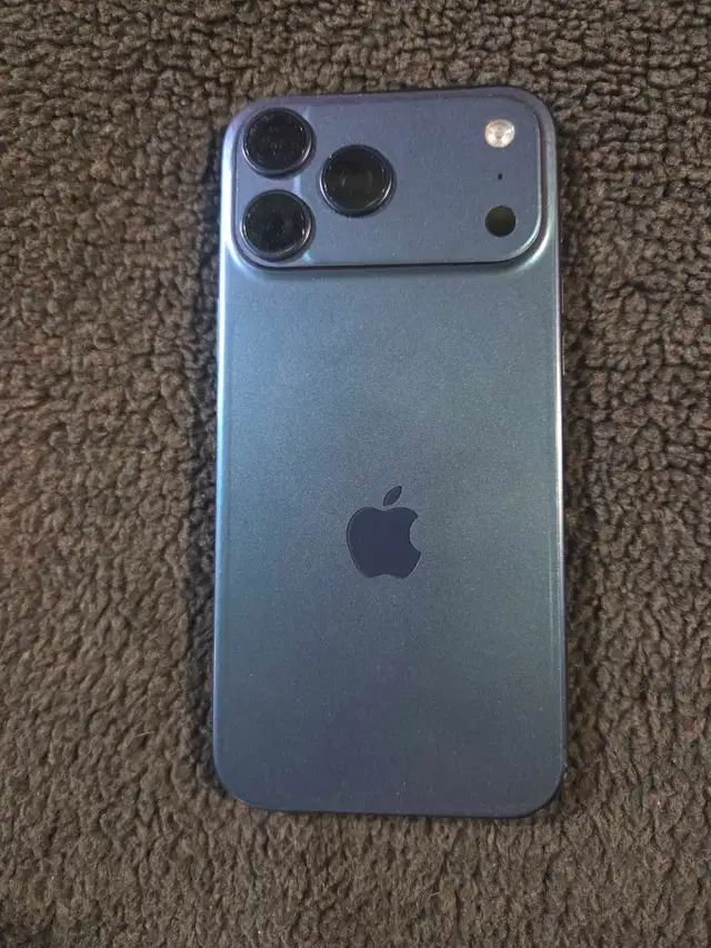 iPhone 17 promax - Photo 2