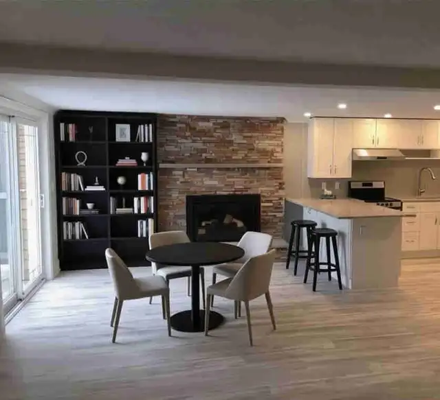 Apartment, 2 Bedrooms- Basement Walk Out