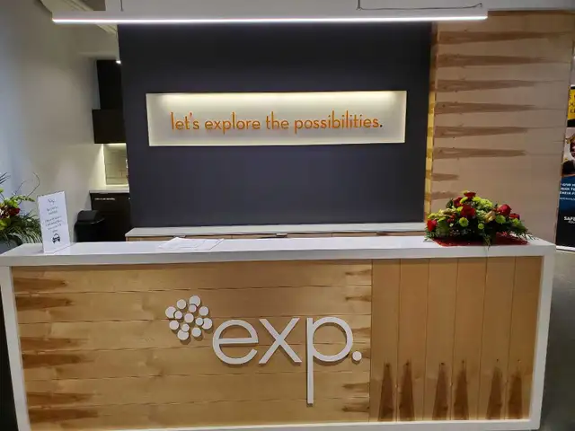 Fast repair and reno services for Residential and commercial - Photo 6