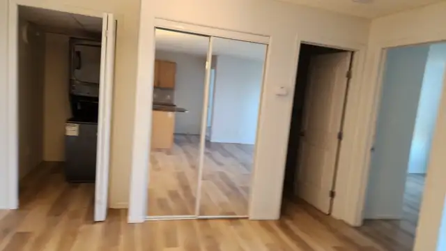 Modern 2 Bed / 2 Bath Condo with Heated Underground Parking – SW - Photo 2