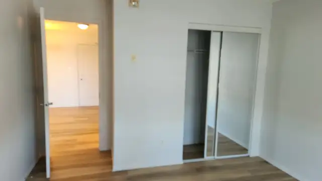 Modern 2 Bed / 2 Bath Condo with Heated Underground Parking – SW - Photo 5