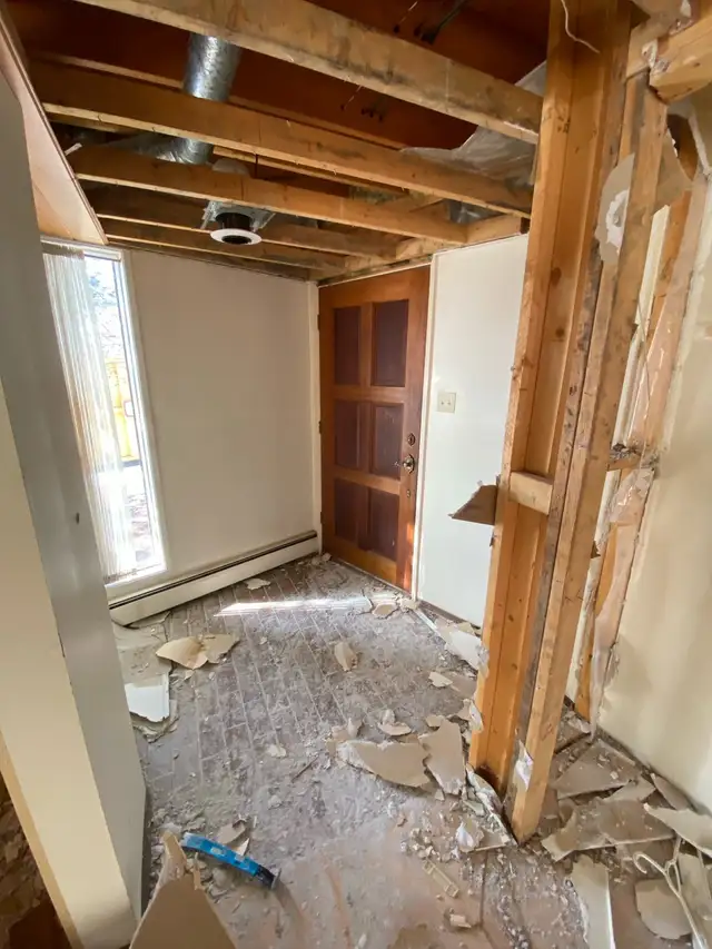 Moving Help & Demolition Services – Edmonton - Photo 5