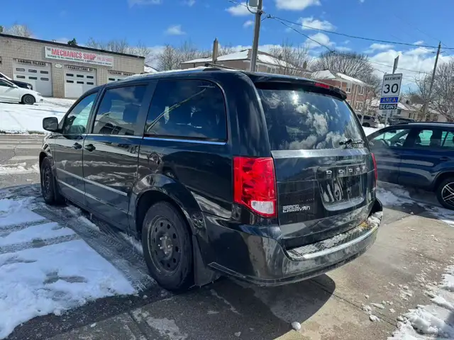 2016 Dodge Grand Caravan Crew - Photo 5