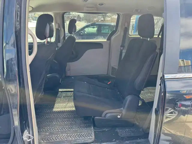 2016 Dodge Grand Caravan Crew - Photo 7