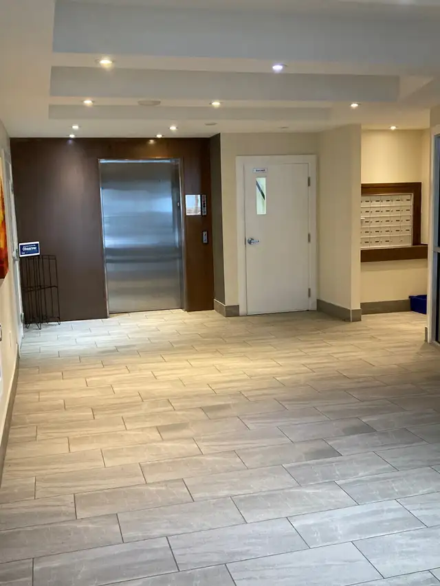 PET FRIENDLY! Apartment is VACANT! Occupancy is fkexible! - Photo 16