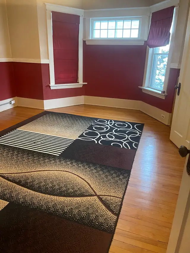 comfortable and quiet - Photo 4