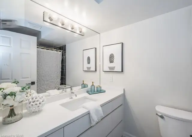 EXECUTIVE 1-BEDROOM LEGAL SUITEWest End Guelph  May 1 - June 1 - Photo 7