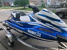 BOAT AND MARINE UPHOLSTERY - Photo 8