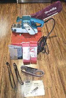 MAKITA BELT SANDER    MODEL #9924DB