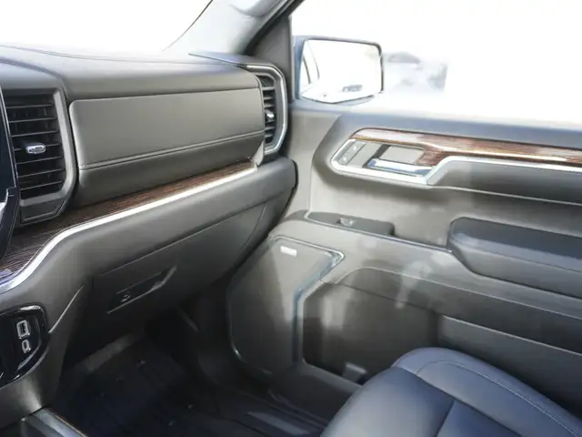 2023 GMC Sierra 1500 LOADED X31 SUNROOF LEATHER BUCKETS & CONSOL - Photo 40