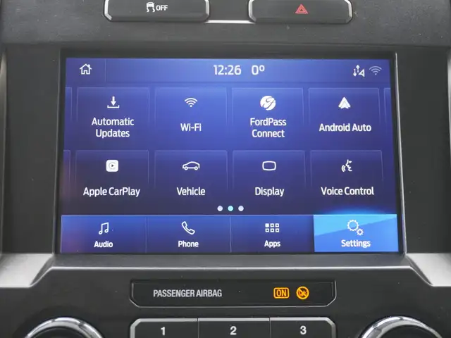 2022 Ford F-350 XLT 4WD Crew Cab | HEAVY DUTY FLAT DECK!! - Photo 27