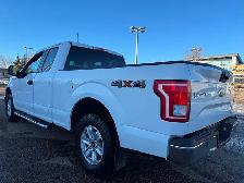 2015 Ford F-150 XLT 4WD - 116K - V6 NON TURBO - CLEAN CAR FAX - Photo 2