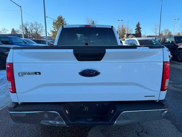 2015 Ford F-150 XLT 4WD - 116K - V6 NON TURBO - CLEAN CAR FAX - Photo 3