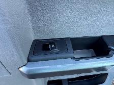 2015 Ford F-150 XLT 4WD - 116K - V6 NON TURBO - CLEAN CAR FAX - Photo 12