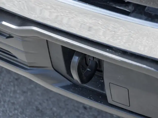 2026 GMC Sierra 1500 SLT - Photo 3