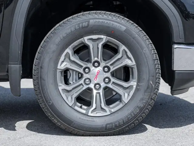 2026 GMC Sierra 1500 SLT - Photo 5