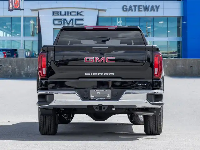 2026 GMC Sierra 1500 SLT - Photo 8