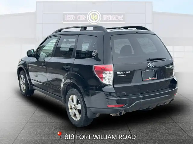 2011 Subaru Forester - Photo 5