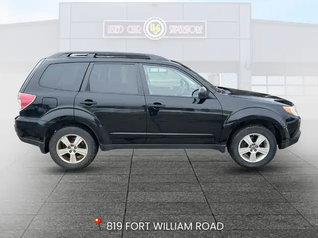 2011 Subaru Forester - Photo 8