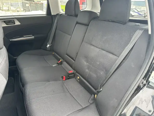 2011 Subaru Forester - Photo 10
