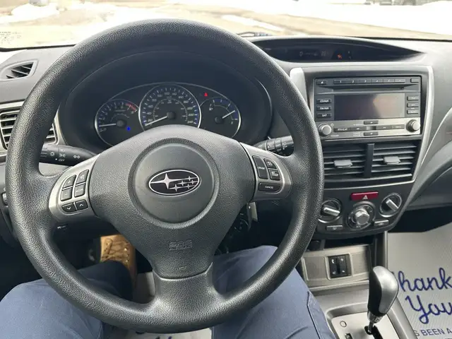 2011 Subaru Forester - Photo 12