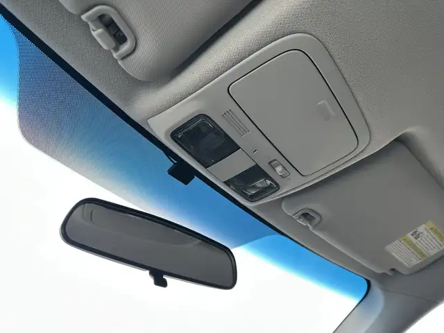 2011 Subaru Forester - Photo 18