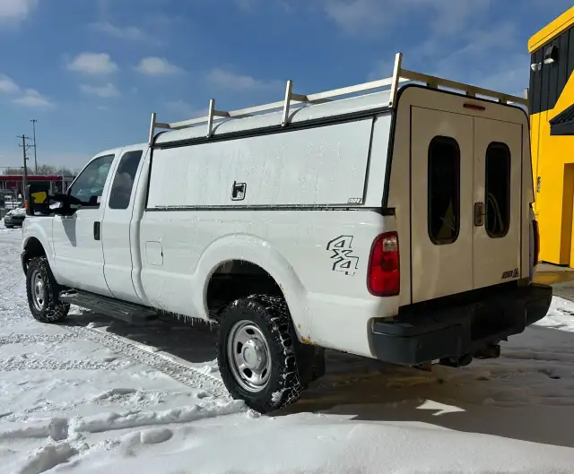 2016 Ford Super Duty F-250 SRW XLT - 158 6.2 V8 - Photo 3