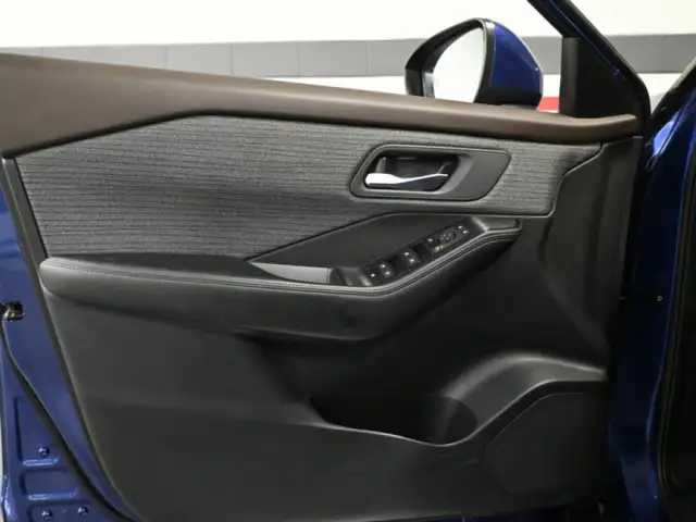 2023 Nissan Rogue SV No Accident 360CAM Panoramic Roof Remote St - Photo 11