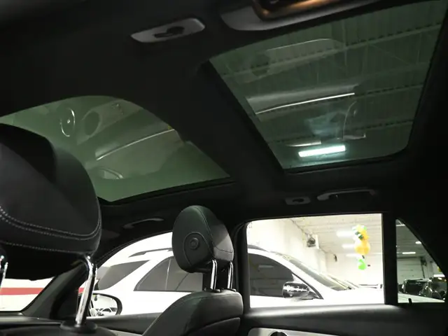 2022 Mercedes-Benz GLC 300 4MATIC No Accident Ambient Light 360C - Photo 23