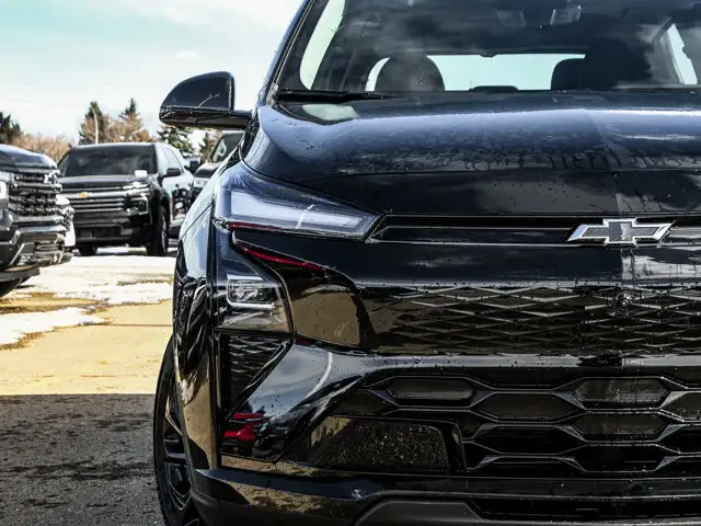 2027 Chevrolet Bolt RS - Photo 5