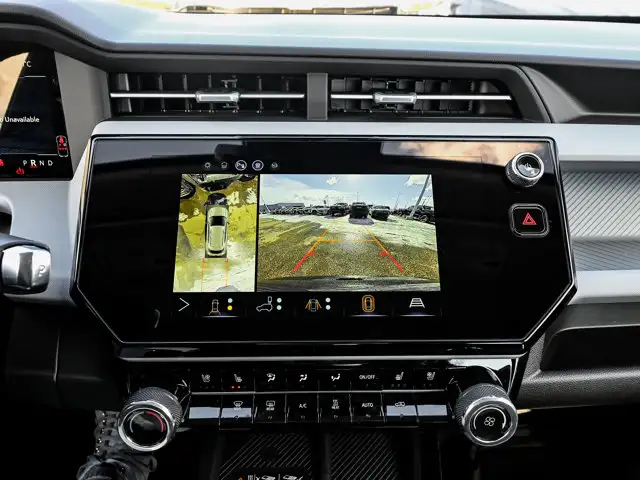 2027 Chevrolet Bolt RS - Photo 26