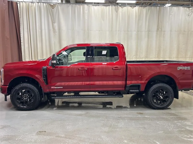 2026 FORD F-350 Super Duty Lariat - Photo 2