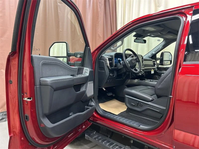 2026 FORD F-350 Super Duty Lariat - Photo 10