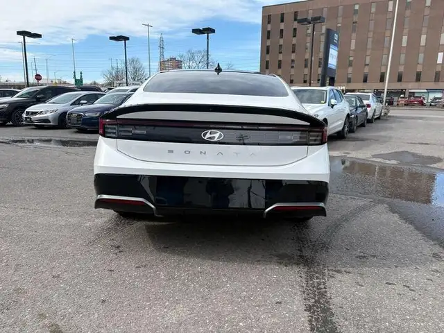 2025 Hyundai Sonata Preferred-Trend - Photo 3
