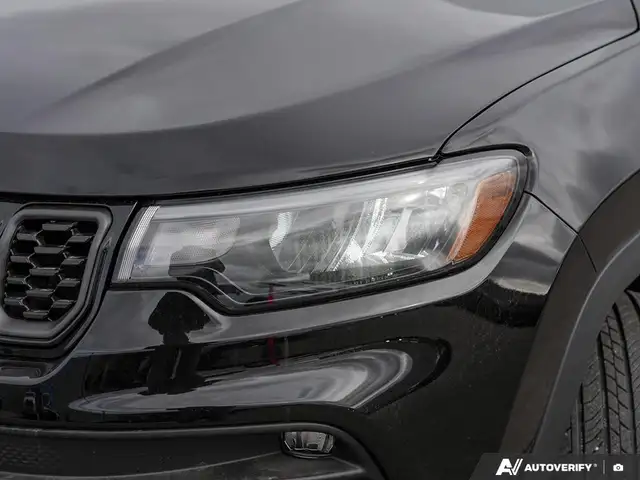 2026 Jeep Compass ALTITUDE | 4X4 | PANO | SND | CAM | BSM | NAVI - Photo 9
