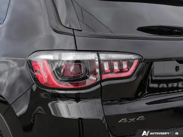2026 Jeep Compass ALTITUDE | 4X4 | PANO | SND | CAM | BSM | NAVI - Photo 11