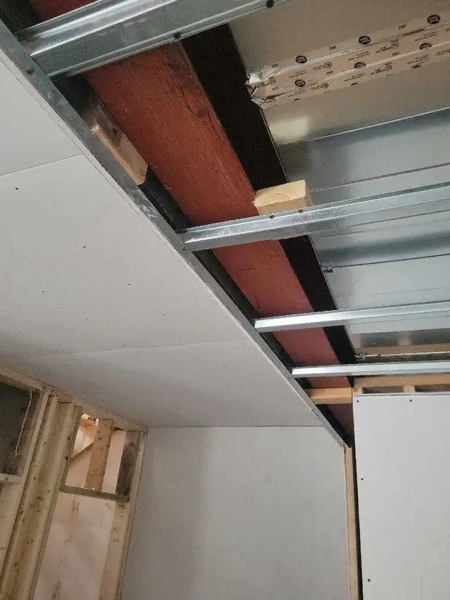 Hiring labourers and/or professional drywallers. board and/o - Photo 4