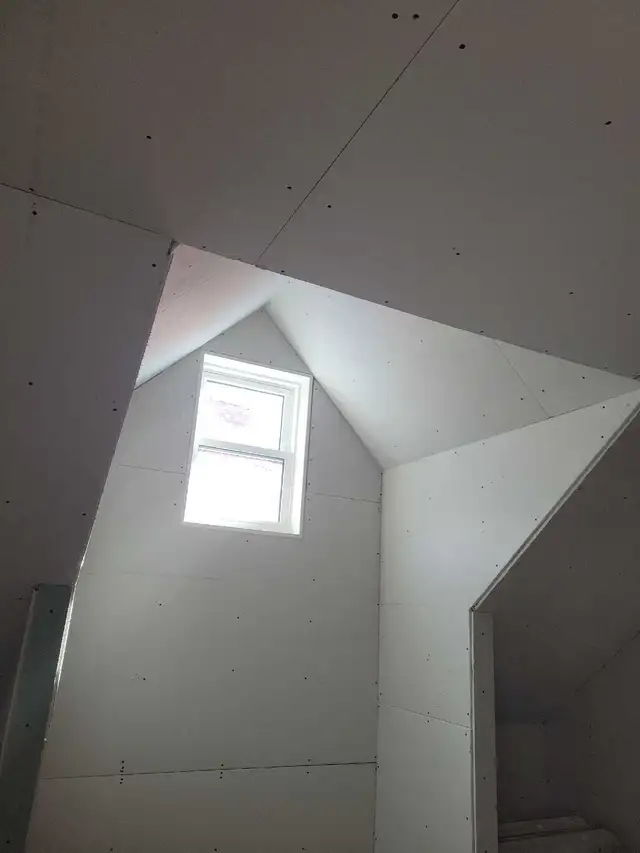 Hiring labourers and/or professional drywallers. board and/o - Photo 6