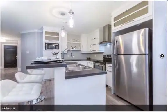 ROOM FOR RENT/CHAMBRE A LOUER - Photo 9