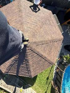 Installateurs de bardeaux pour cabanons et Garage