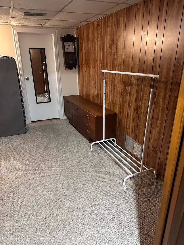 Room for Rent ( Ellesmere & Orton Park Rd)