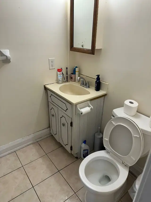 Room for Rent ( Ellesmere & Orton Park Rd) - Photo 7