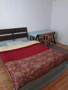 Room in Lasalle all included: wifi, laundry, mini fridge