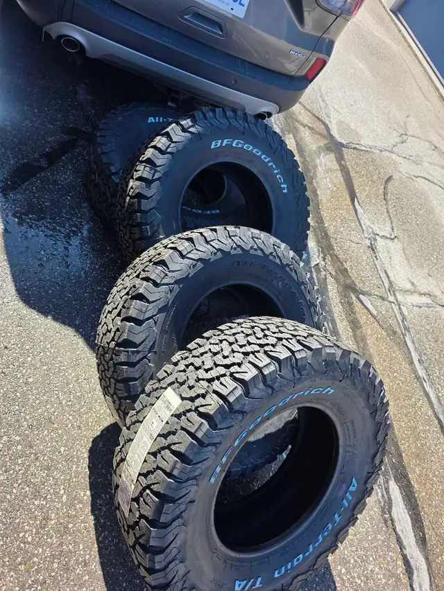 295-65-18 Goodyear Duratrac 1680  Brand New Tires - Photo 10