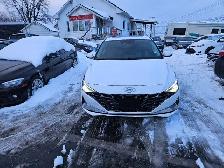 2021 Hyundai Elantra Tech Package 'Comes With Safety ' - Photo 4