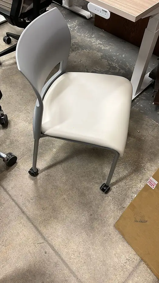 Steelcase Move Bar Height Stool-Excellent Condition-Call us! - Photo 3