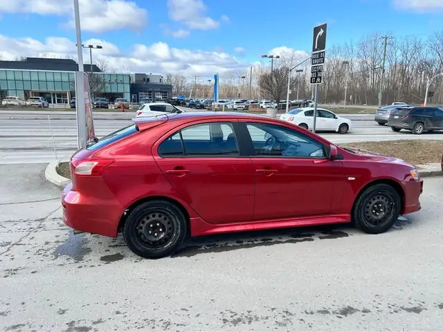 2012 Mitsubishi Lancer ES - Photo 2