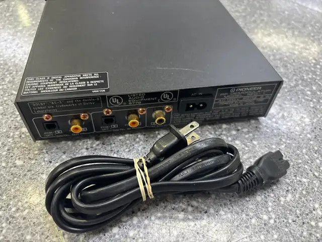 Pioneer RFD-1 RF Demodulator - Photo 2