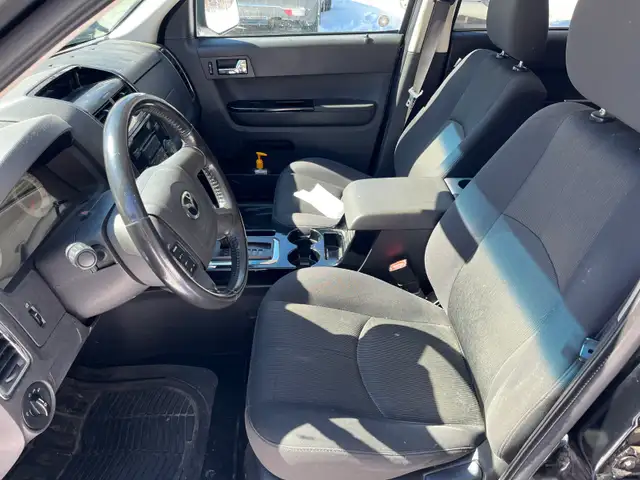 2008 Mazda Tribute senior owned - Photo 4